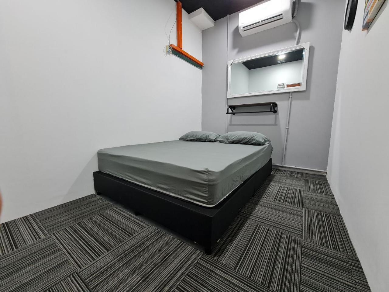 Ayden Hostel Airport Transit - Klia Sepang Dış mekan fotoğraf